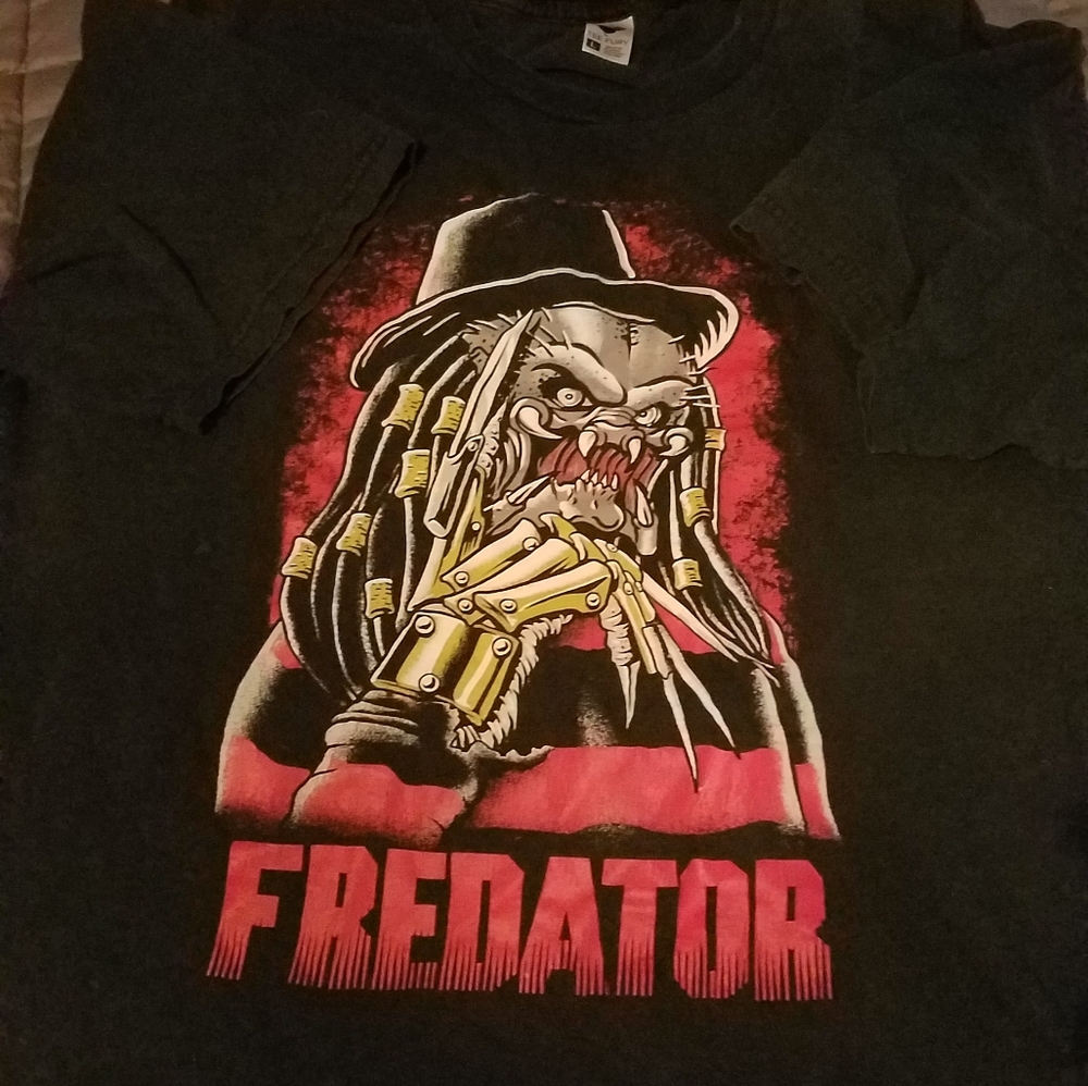 Fredator T-shirt Size L Predator Freddy Kruger